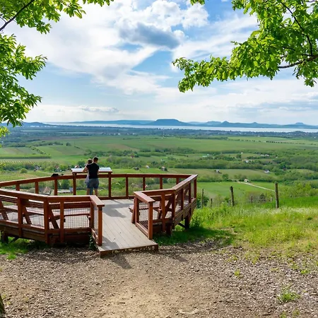 Waterfront In 55159 *