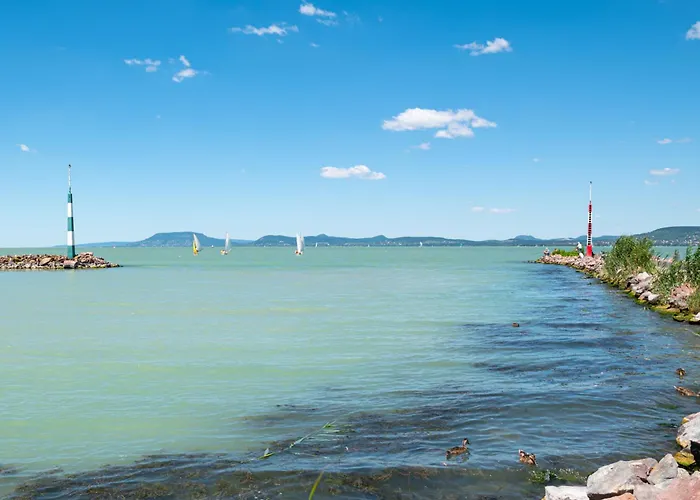 アパート Waterfront In 55159 *